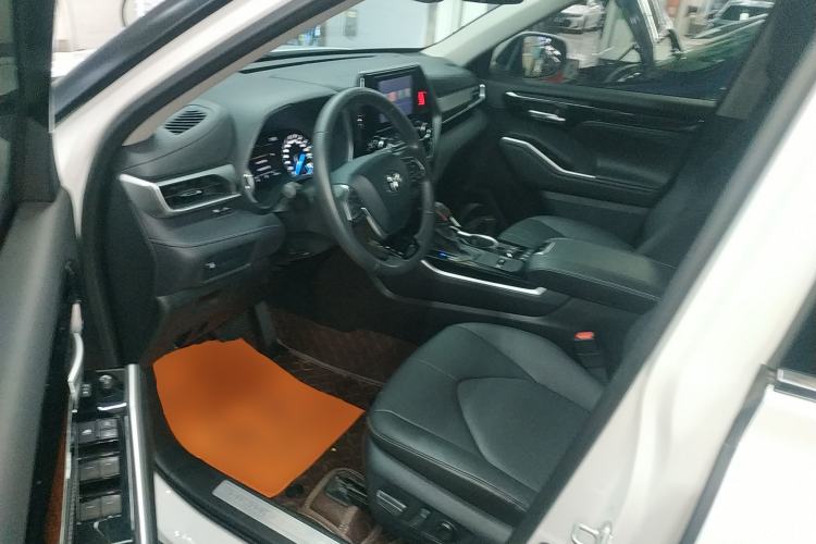 Used Toyota Highlander 2023 2.5L Smart Electric Hybrid Dual-Motor All-Wheel-Drive Luxury 7-Seater
