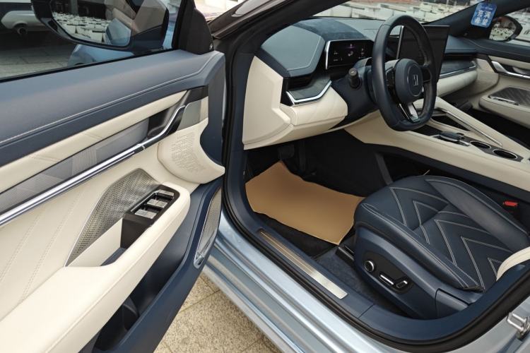 Used Zeekr 001 2021 Ultra-Long Range Dual-Motor YOU Version
