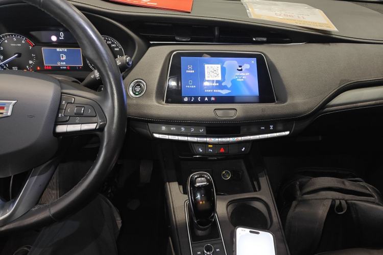 Used Cadillac XT4 2020 28T Two-Wheel-Drive Leading Version