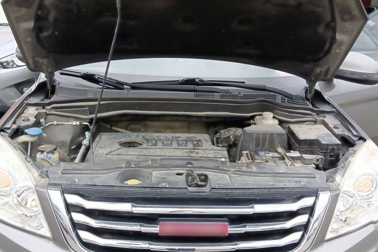 Used Haval H6 2013 Upgraded Model 1.5T Manual Two-Wheel Drive Elite Version
