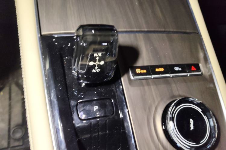 Used Geely Auto Monjaro L 2025 Dongfang Yao 2.0TD Automatic Lanxing Edition
