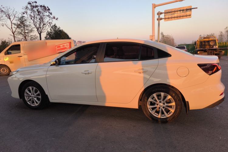 Used Roewe i5 2023 1.5L Manual Comfort Edition
