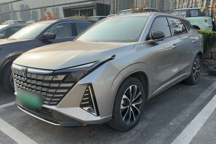 Used Changan UNI-Z New Energy 2024 Blue Whale Smart Electric iDD 125km Excellence Model
