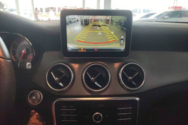 Used Mercedes-Benz CLA 2014 CLA 260 4MATIC
