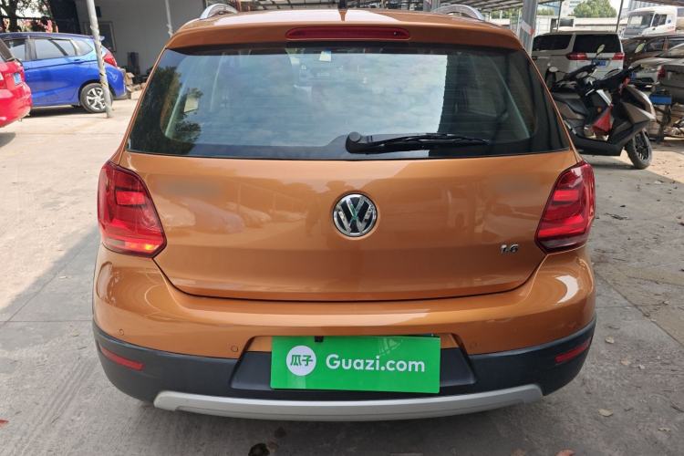 Used Volkswagen Polo 2014 1.6L Cross Polo Automatic