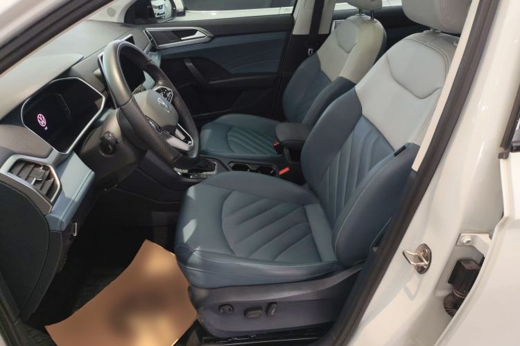 Used Volkswagen Tharu 2023 300TSI Two-Wheel-Drive Moon Luxury Edition
