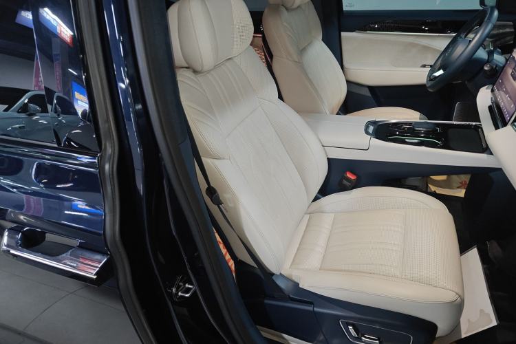 Used Zeekr 009 2022 WE Edition
