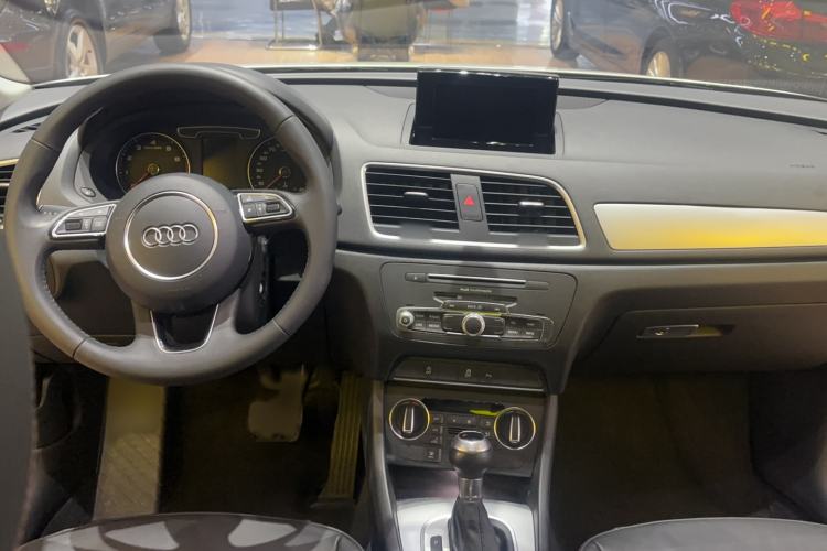 Used Audi Q3 2018 30th Anniversary Edition 35 TFSI Fashion Model