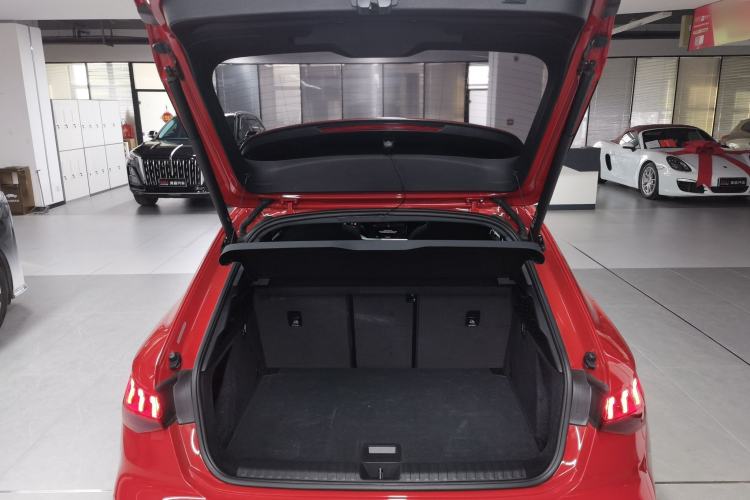 Used Audi A3 2021 Sportback 35 TFSI Fashionable Sports Model
