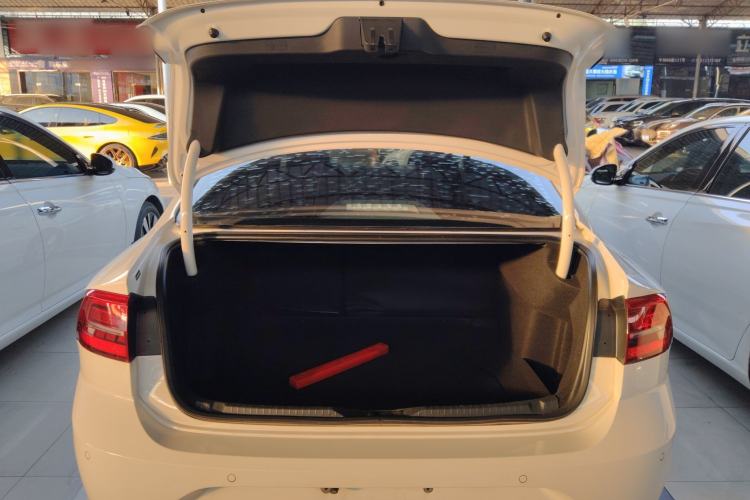 Used Volkswagen Lamando 2021 230TSI DSG Fashion Edition
