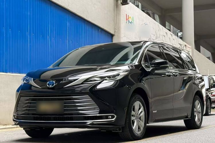 Used Toyota Sienna 2021 2.5L Hybrid Ultimate Edition
