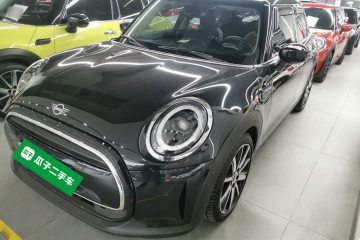 Used MINI MINI 2023 Updated 1.5T COOPER Artist Five-Door Edition
