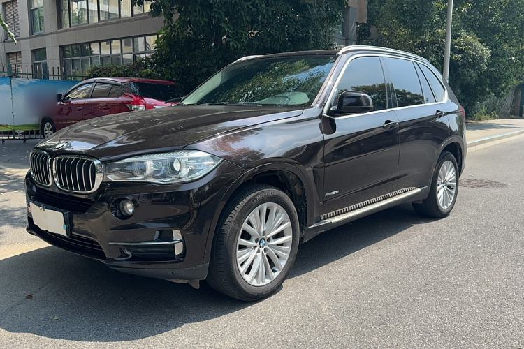 Used BMW X5 2017 xDrive28i
