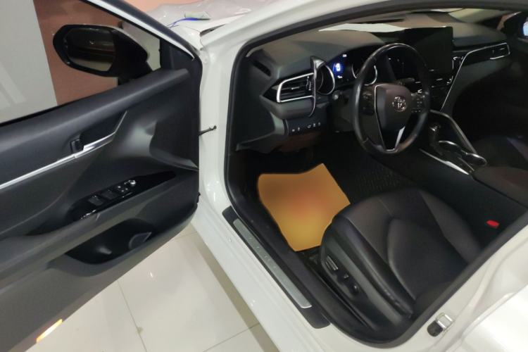 Used Toyota Camry 2021 2.0G Luxury Edition