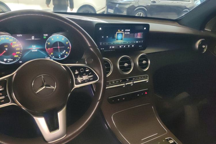 Used Mercedes-Benz GLC 2022 Second Facelift GLC 260 L 4MATIC Luxury Edition
