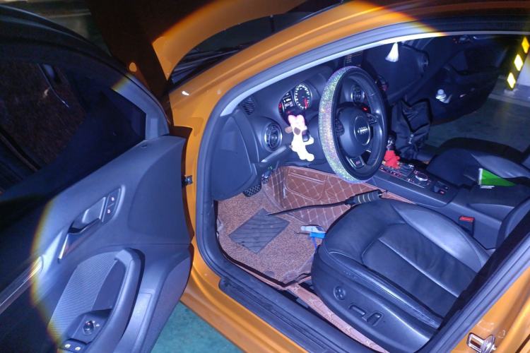 Used Audi A3 2014 Limousine 35 TFSI Automatic Comfort Model
