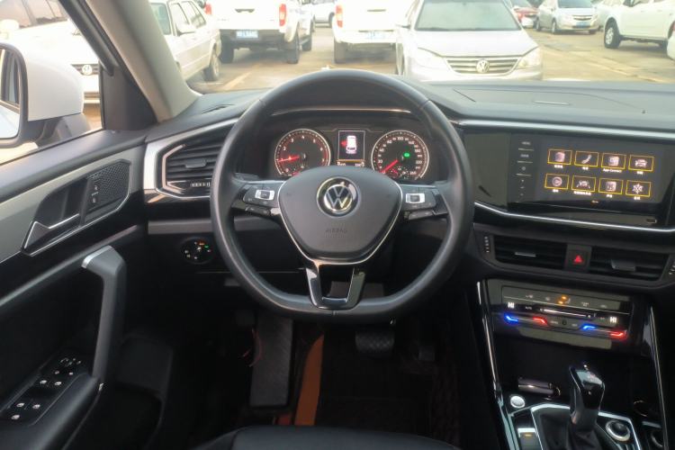 Used Volkswagen Tayron 2020 280TSI Two-Wheel Drive Luxury Connect Edition
