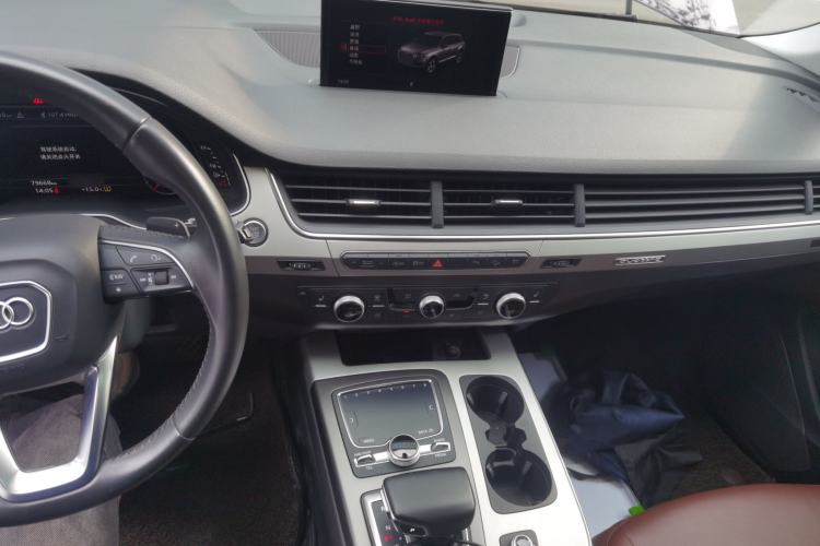 Used Audi Q7 2018 45 TFSI Technology Edition
