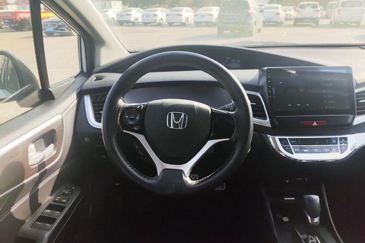 Used Honda Jade 2016 1.8L Automatic Comfort Elite Version 5 Seats
