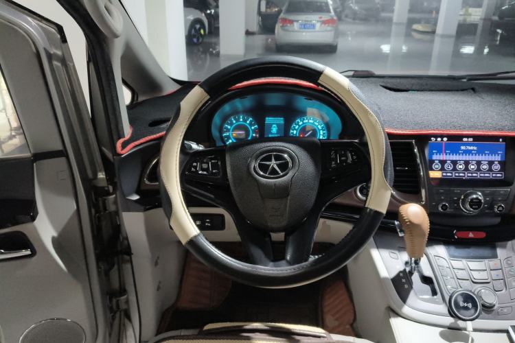 Used  Refine M5 2016 2.0T Gasoline Automatic Business Edition
