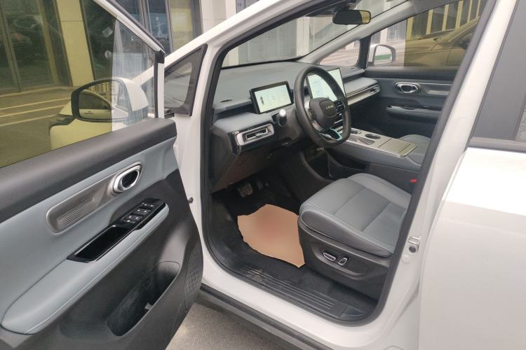 Used AION Y 2024 Younger Star Edition
