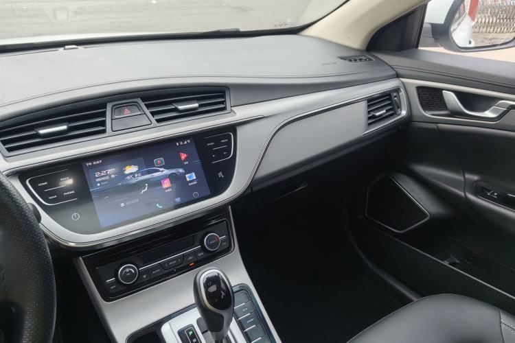 Used Geely Auto Emgrand GL 2019 1.8L DCT Elite Smart Edition
