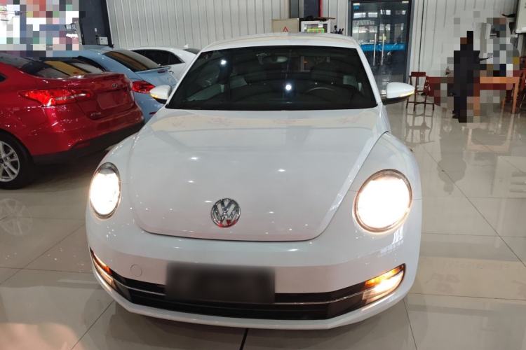 Used Volkswagen Beetle 2015 180TSI model
