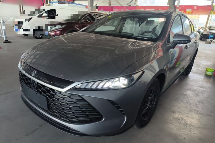 Used BYD Qin PLUS 2025 DM-i Smart Drive 55KM Leading Model
