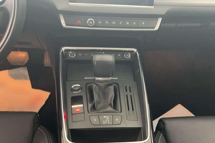 Used Citroen C5 2017 350THP Automatic Luxury Model
