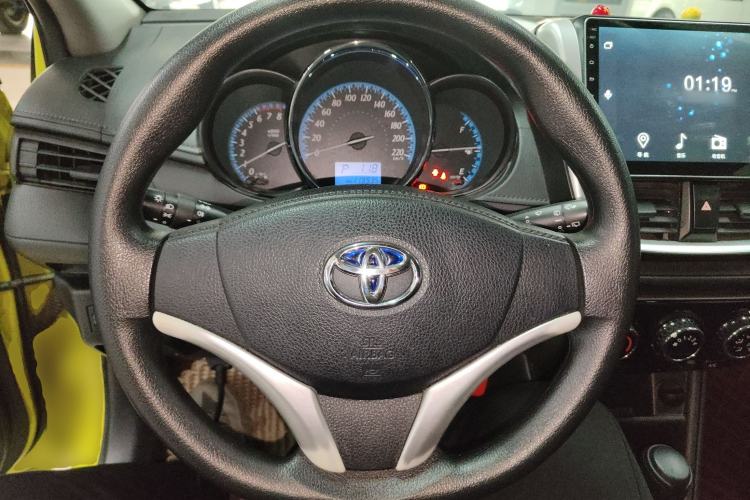 Used Toyota YARiS L 2016 Revised 1.5E CVT Charming Edition
