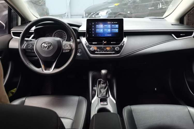 Used Toyota Corolla 2021 1.2T S-CVT Luxury Edition
