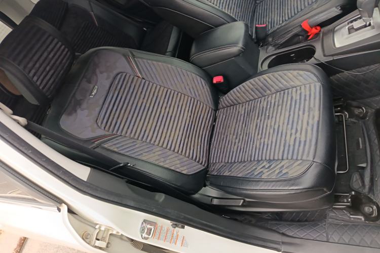 Used Subaru Forester 2014 2.0i Automatic Luxury Edition
