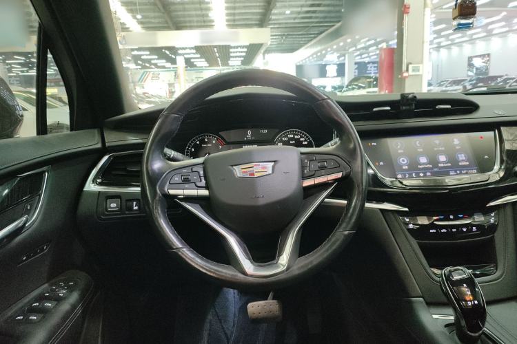 Used Cadillac XT6 2021 28T Six-Seater Four-Wheel-Drive Luxury Version
