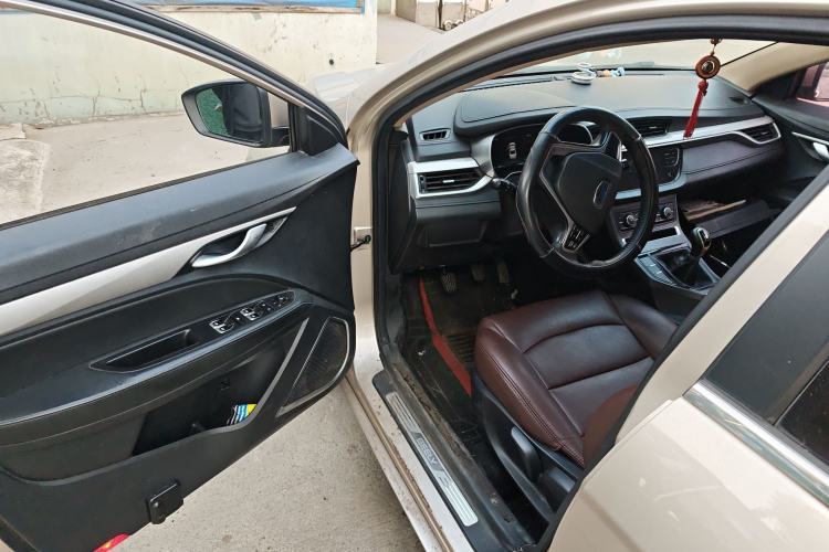 Used Geely Auto Emgrand 2018 1.5L Manual Upward Connect Edition
