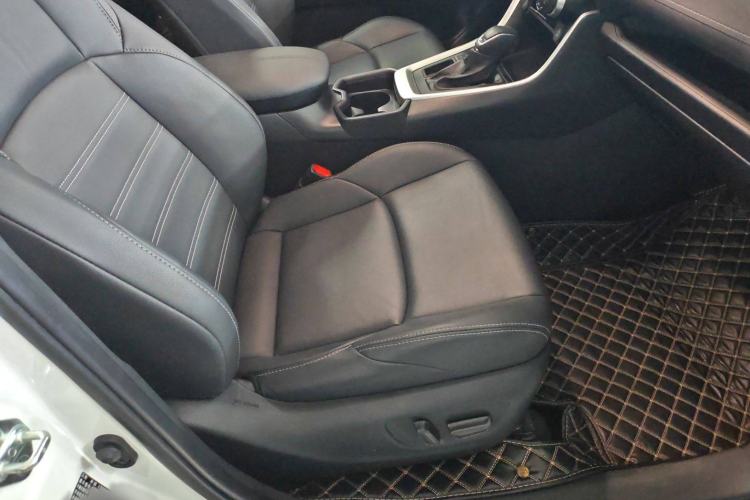 Used Toyota Wildlander 2023 2.0L CVT Two-Wheel Drive Luxury PLUS Edition
