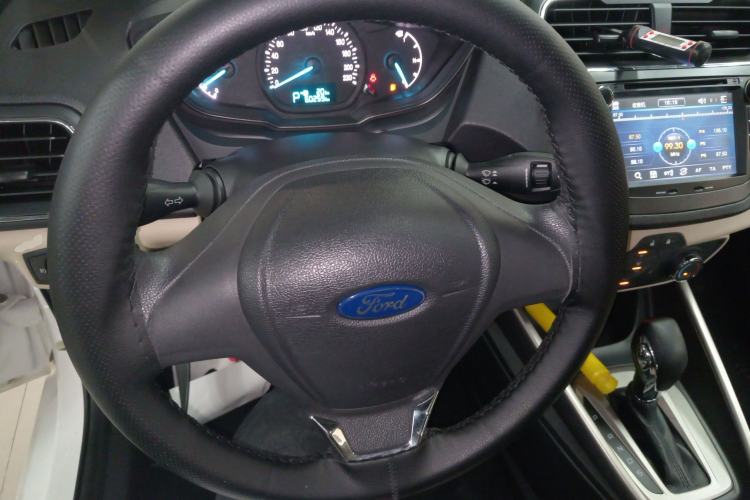 Used Ford Escort 2015 1.5L Automatic Comfort Model
