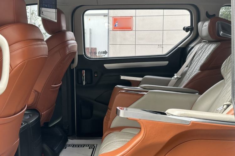 Used SAIC MAXUS G20 2023 ES 2.0T Gasoline Automatic Value Edition
