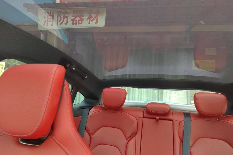 Used  SU7 2024 Rear-Drive Ultra-Long Range Advanced Pro-Level Intelligent Driving Version
