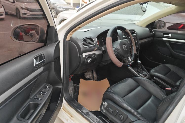 Used Volkswagen Golf 2011 1.4 TSI Luxury Touring Edition
