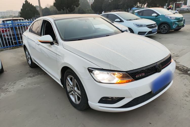 Used Volkswagen Lamando 2017 230TSI DSG Fashion Edition
