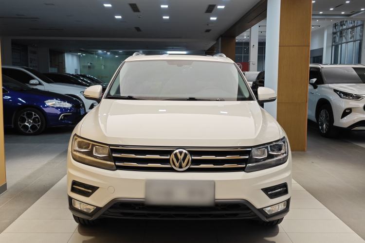 Used Volkswagen Tiguan L 2019 330TSI Automatic Two-Wheel Drive Panoramic Comfort Edition China V Standard
