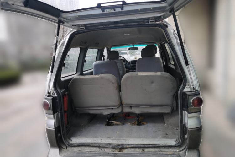 Used FORTHING Lingzhi 2013 M3 1.6L 7-Seater Comfort Model