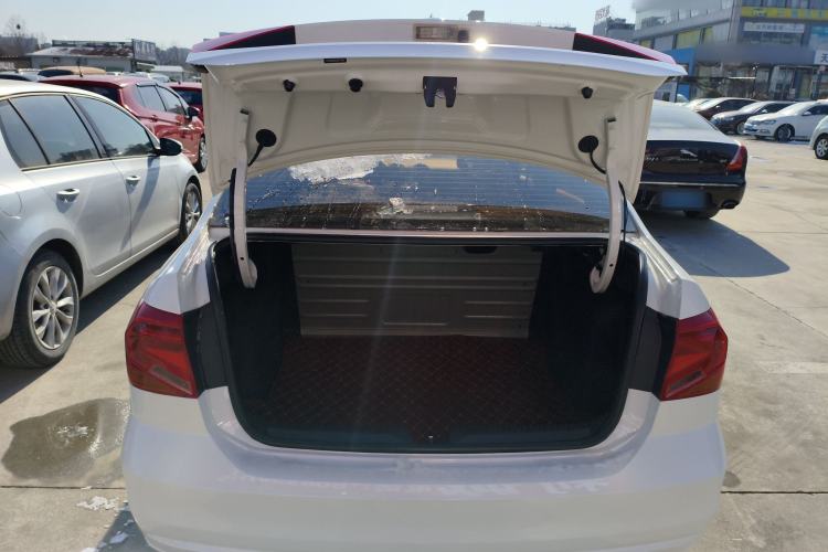 Used Volkswagen Jetta 2017 1.5L Automatic Fashion Model
