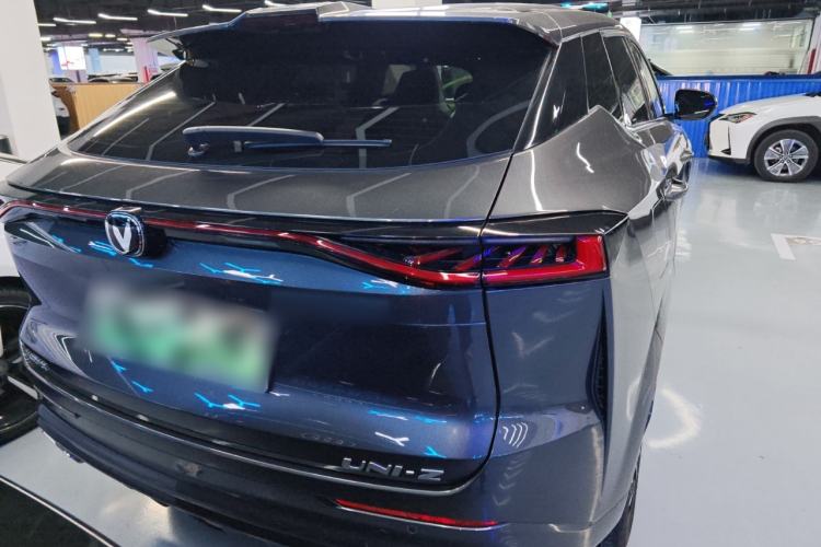 Used Changan UNI-Z New Energy 2024 Blue Whale Smart Electric iDD 125km Beyond Edition
