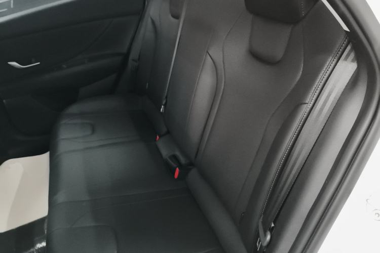 Used Hyundai Elantra 2022 1.5L CVT LUX Prestige Edition