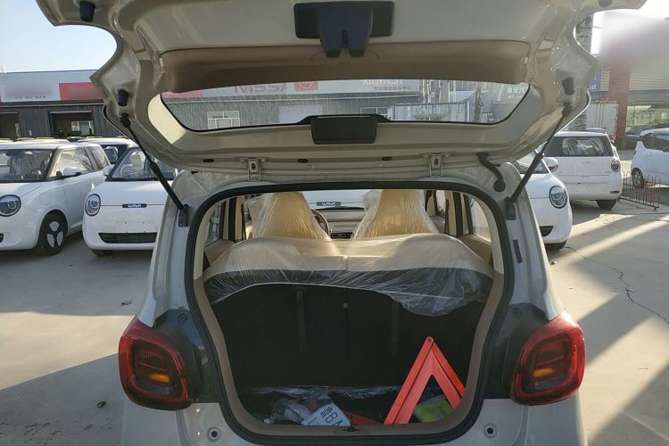 Used Wuling Hongguang MINIEV 2025 Four-Door Version Advanced Edition
