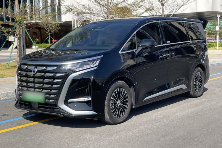 Used Denza D9 2024 DM-i 980 Four-Wheel Drive Prestige Model