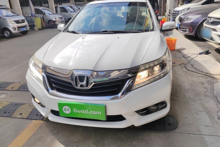 Used Honda Crider 2013 1.8L automatic luxury edition
