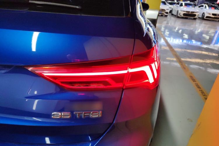 Used Audi Q3 2021 35 TFSI Fashion Dynamic Model