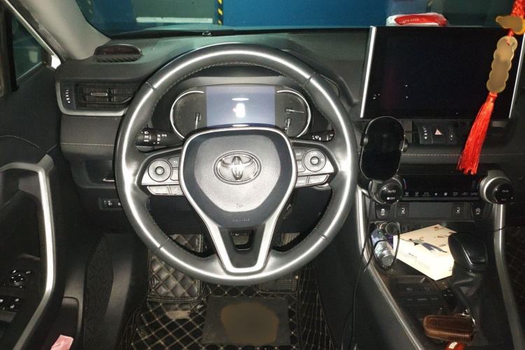 Used Toyota RAV4 2021 2.0L CVT Two-Wheel Drive Fashion PLUS Edition
